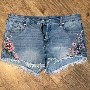 Mossimo High-Rise Jean Shorts, Size 12/31